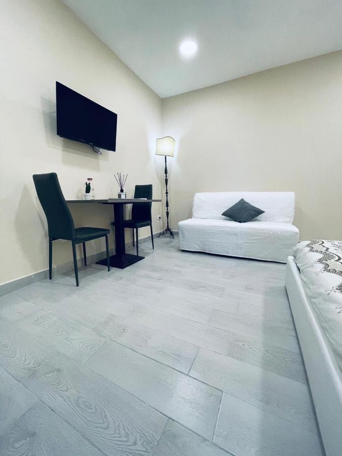 Riviera90 Naples